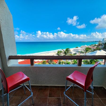 Beachfront Apartments 칸쿤 외부 사진