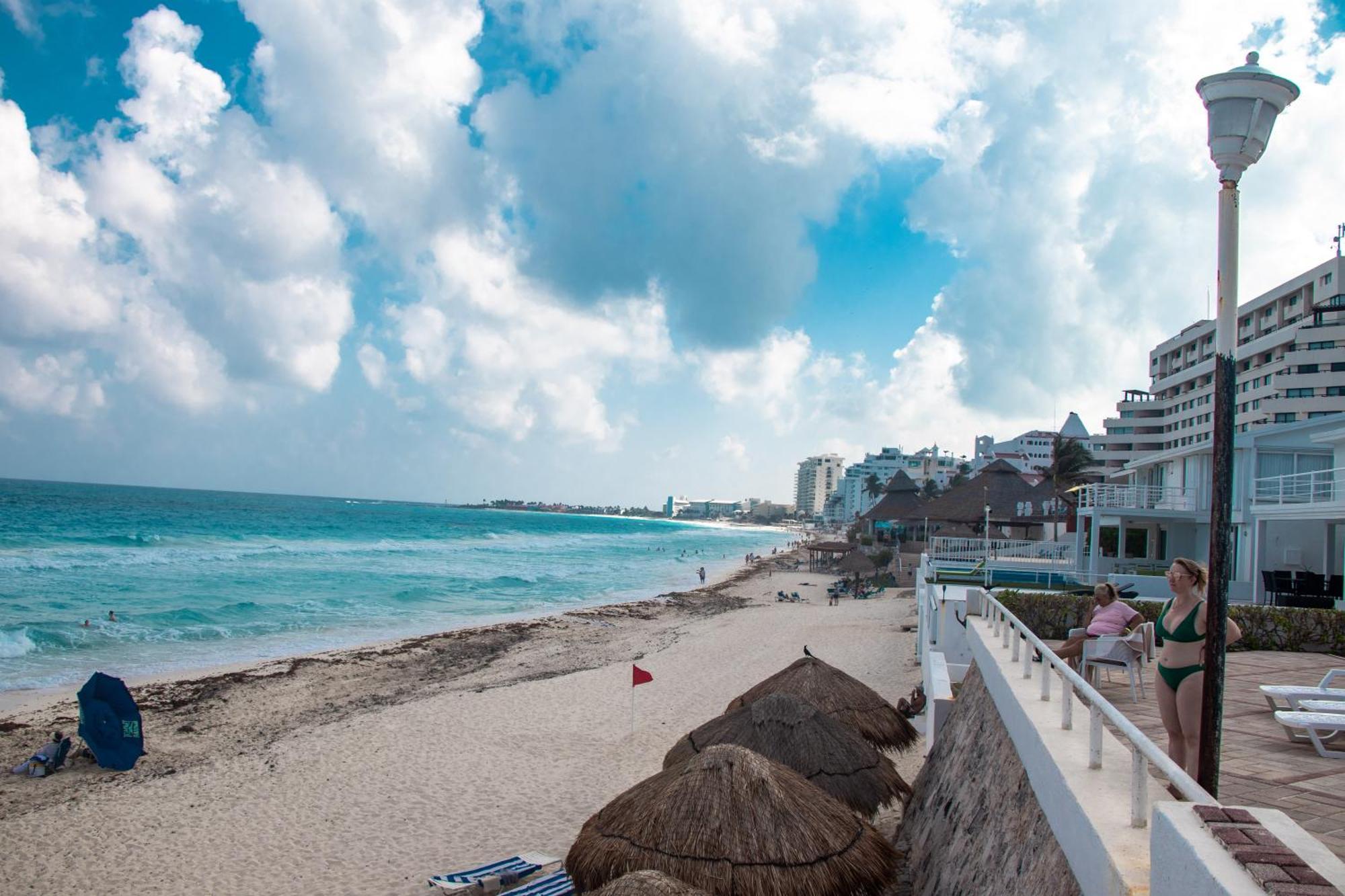 Beachfront Apartments 칸쿤 외부 사진